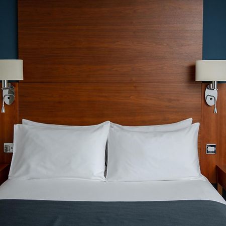 Thorpe Park Hotel And Spa Leeds  Eksteriør billede