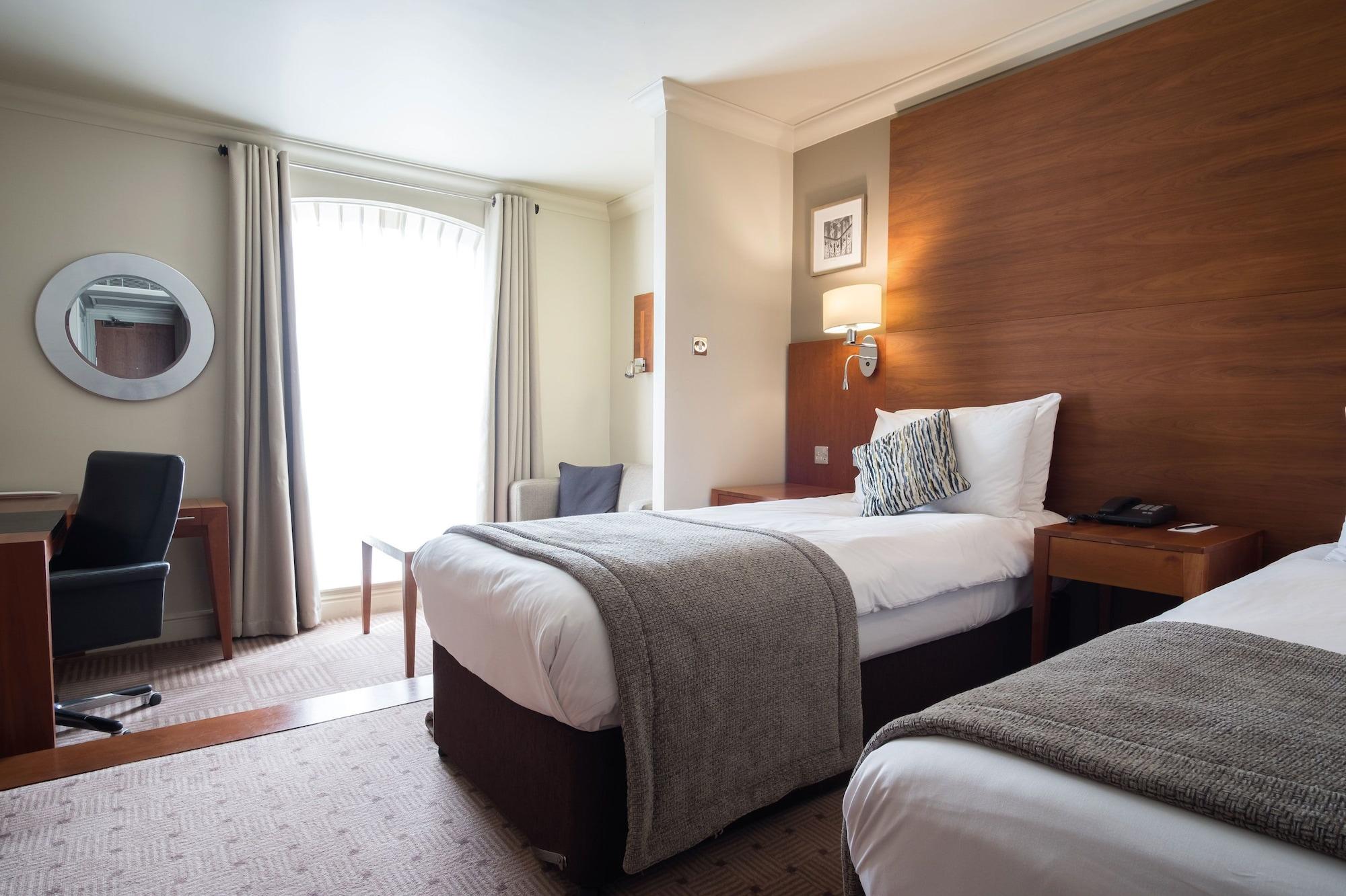 Thorpe Park Hotel And Spa Leeds  Eksteriør billede