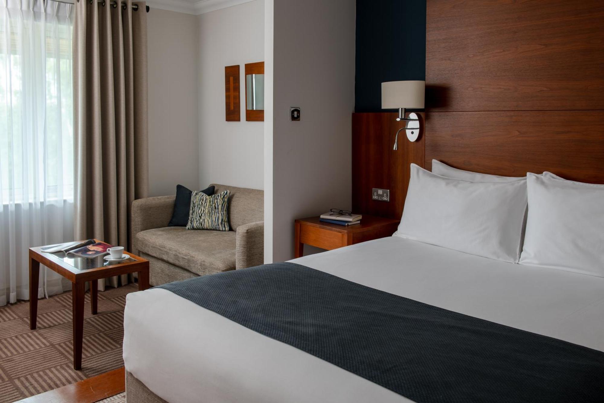 Thorpe Park Hotel And Spa Leeds  Eksteriør billede