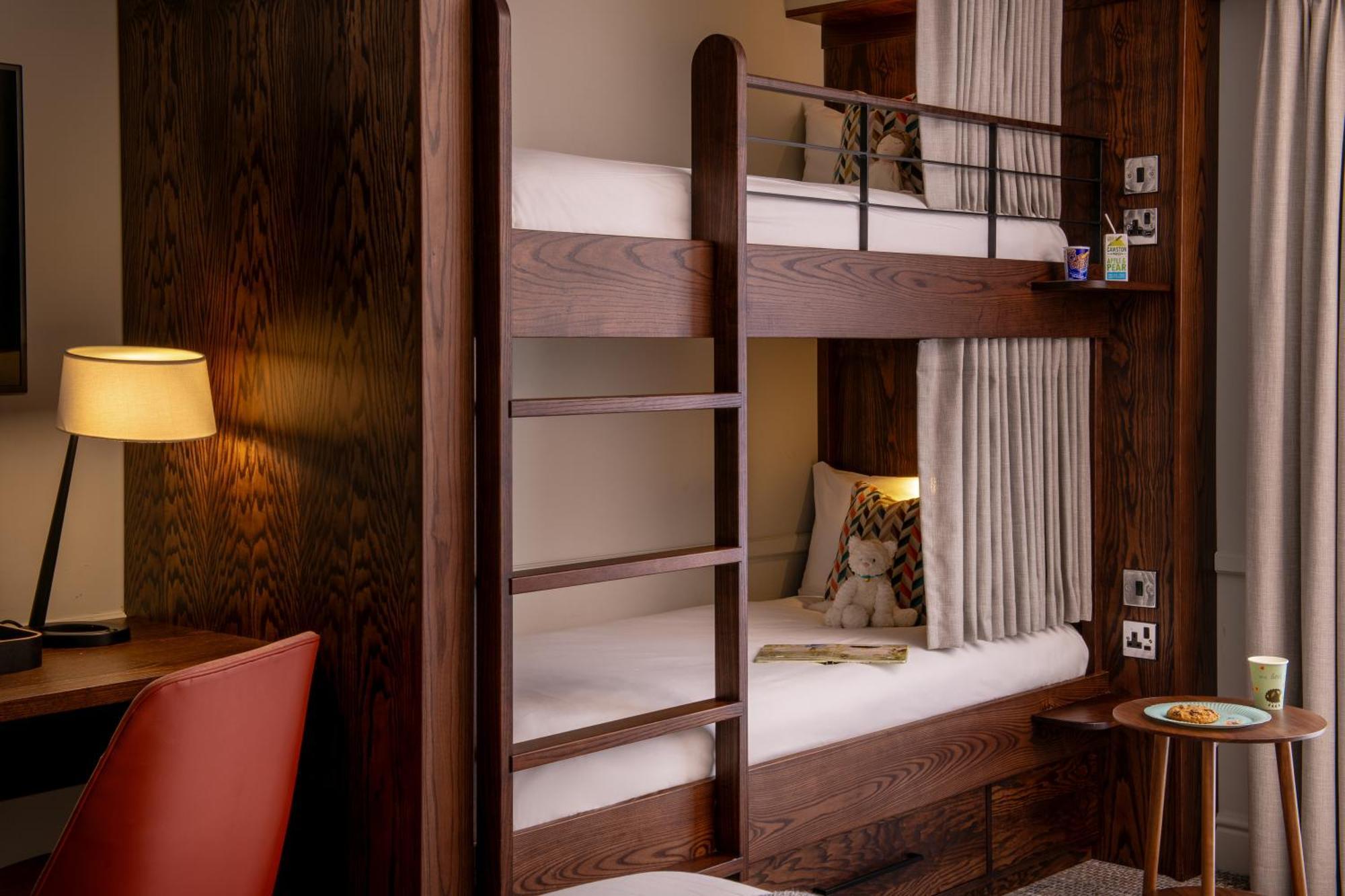 Thorpe Park Hotel And Spa Leeds  Eksteriør billede