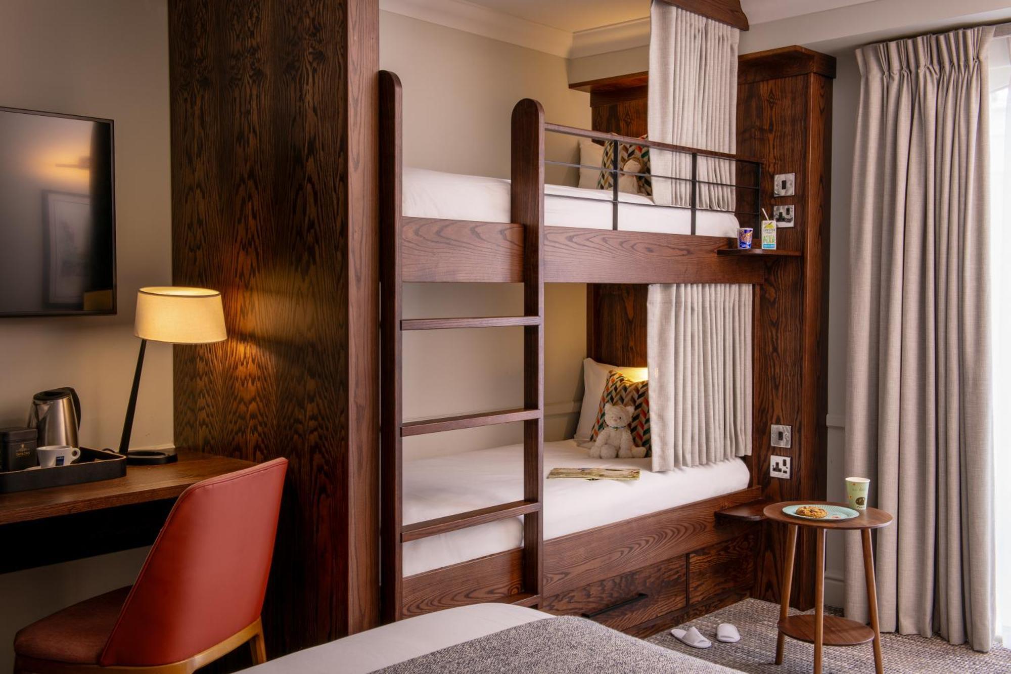 Thorpe Park Hotel And Spa Leeds  Eksteriør billede