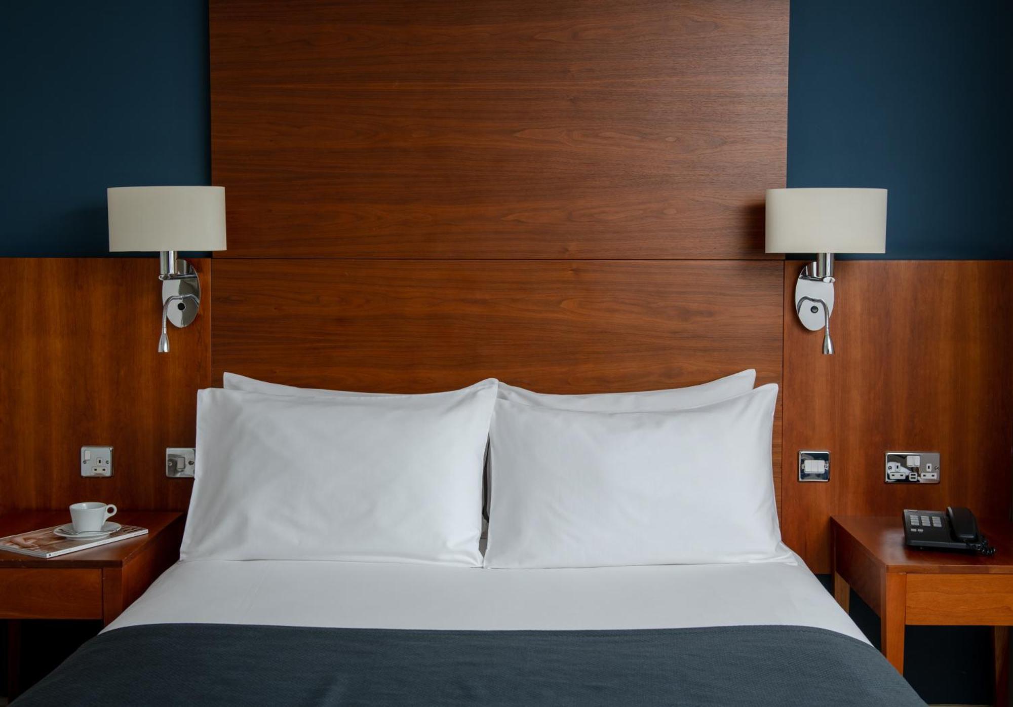 Thorpe Park Hotel And Spa Leeds  Eksteriør billede